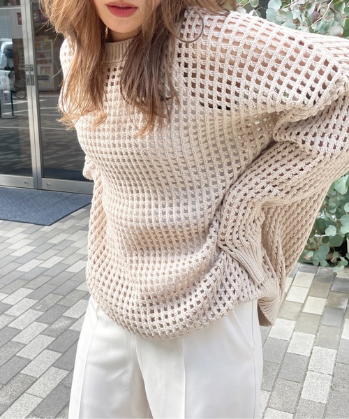 StyleSea(スタイルシー)の「スクエアメッシュニットプルオーバー(ニット/セーター・レディース・オフホワイト/ベージュ/アイボリー/サックスブルー/ブラック・MEDIUM)」の4枚目の写真