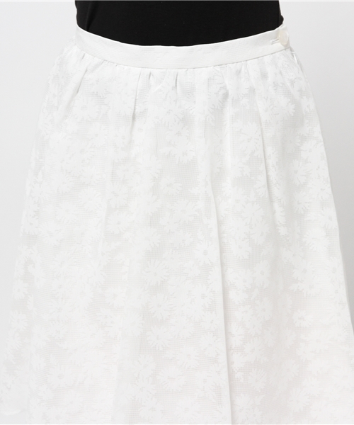 NATURAL BEAUTY BASIC（ナチュラルビューティーベーシック）の「フラワーオパールスカート（スカート・レディース・ホワイト系その他/ネイビー・SMALL/X-SMALL/MEDIUM）」の12枚目の写真