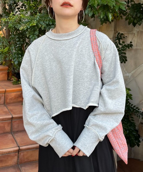 CIAOPANIC(チャオパニック)の「配色ステッチショートスウェット(スウェット・レディース・グレー/オフホワイト/オレンジ・FREE)」の11枚目の写真