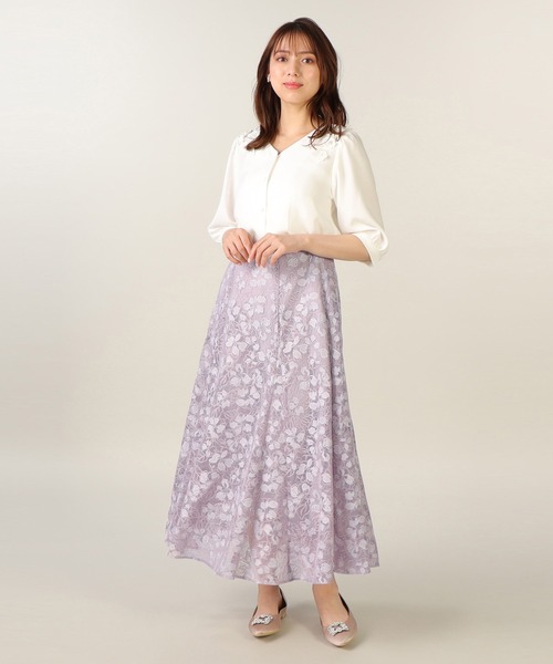 LAISSE PASSE（レッセパッセ）の「《LAISSE PASSE PREMIUM LINE》プリムラレース刺繍ミディスカート（スカート・レディース・ラベンダー/スモークピンク・MEDIUM/SMALL）」の9枚目の写真