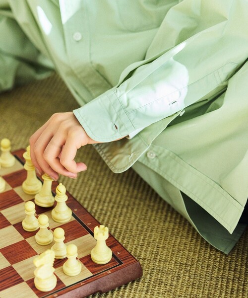 TOWNCRAFT(タウンクラフト)の「TOWN CRAFT/タウンクラフト 別注 リラックスフィットシャツ/RELAXFIT R/C SHT(シャツ/ブラウス・メンズ・ホワイト/ブルーグリーン/ブルー/サックスブルー・MEDIUM/LARGE)」の20枚目の写真