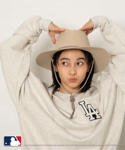 FREAK'S STORE(フリークスストア)の「MLB × FREAK'S STORE/エムエルビー/メジャーリーグベースボール MLB LA裏毛クルーネックスウェット(スウェット・レディース・ナチュラル/グレー/ブラック/ネイビー・フリ-)」の20枚目の写真