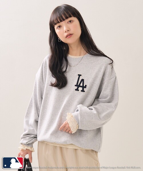 FREAK'S STORE(フリークスストア)の「MLB × FREAK'S STORE/エムエルビー/メジャーリーグベースボール MLB LA裏毛クルーネックスウェット(スウェット・レディース・ナチュラル/グレー/ブラック/ネイビー・フリ-)」の7枚目の写真