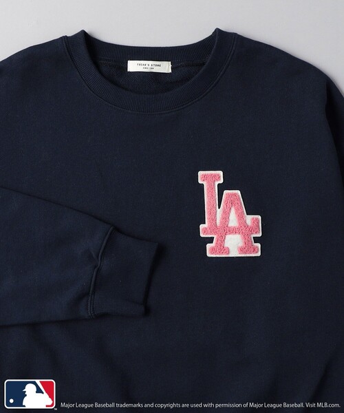 FREAK'S STORE(フリークスストア)の「MLB × FREAK'S STORE/エムエルビー/メジャーリーグベースボール MLB LA裏毛クルーネックスウェット(スウェット・レディース・ナチュラル/グレー/ブラック/ネイビー・フリ-)」の15枚目の写真