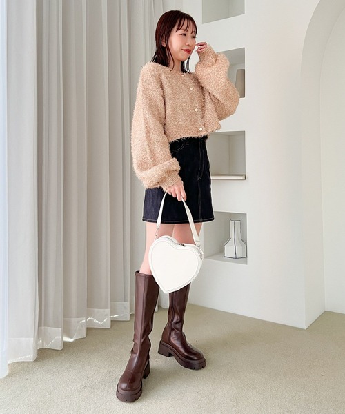 Heather(ヘザー)の「ステッチハートBAG 190667(ショルダーバッグ・レディース・ブラック/オフホワイト/シルバー・ONE SIZE)」の5枚目の写真