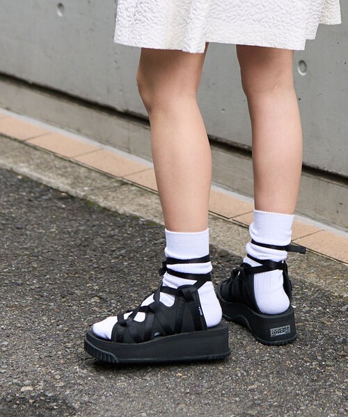 FREAK'S STORE（フリークスストア）の「SHAKA×FREAK'S STORE/シャカ 別注 NADEL PLATFORM/別注ナデルプラットフォーム（サンダル・レディース・ブラウン/ブラック・5/6）」の11枚目の写真