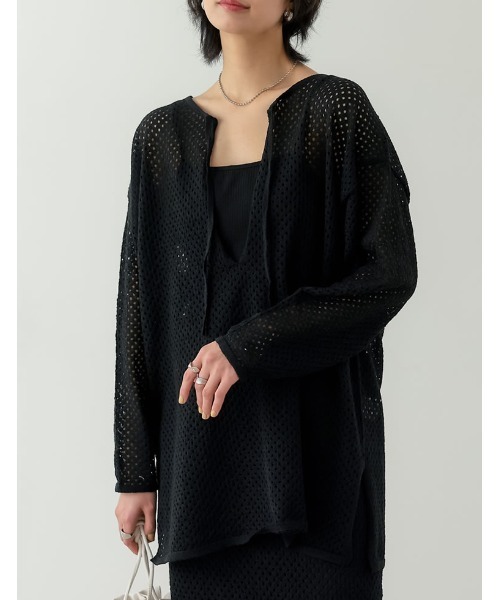 透かし編みキーネックニットプルオーバー