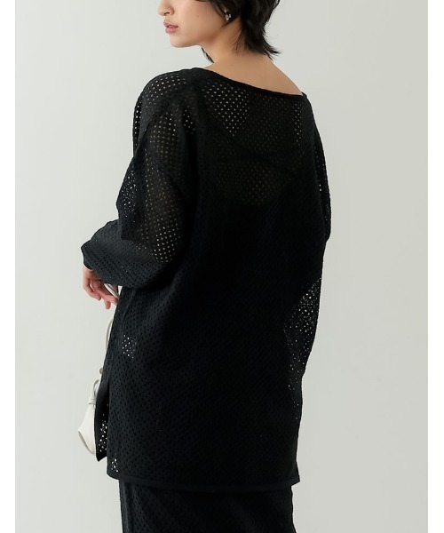 透かし編みキーネックニットプルオーバー