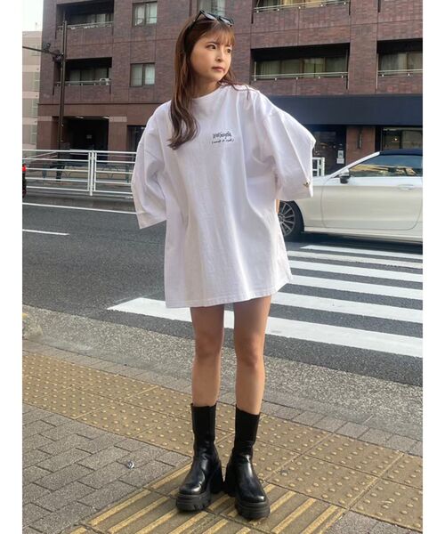 Mark Gonzales（マーク・ゴンザレス）の「MURUA×(What it isNt)ART BY MARK GONZALES バックプリントビッグTシャツ（Tシャツ/カットソー・レディース・ホワイト/ダークグレー・FREE）」の12枚目の写真