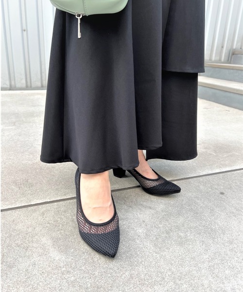R&E(アールアンドイー)の「【REZOY】 アーモンドトゥメッシュパンプス(パンプス・レディース・ベージュ/ブラック・22.5cm/23cm/24cm/23.5cm/24.5cm/22cm)」の9枚目の写真