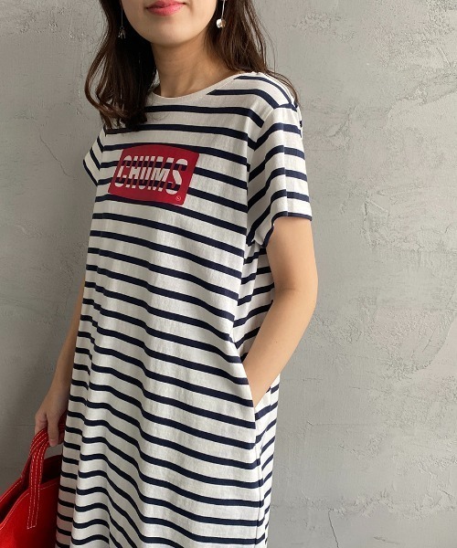 CHUMS（チャムス）の「[CHUMS/チャムス] チャムスロゴプリント Tシャツワンピ―ス（ワンピース・レディース・ブラック/ホワイト・L）」の16枚目の写真