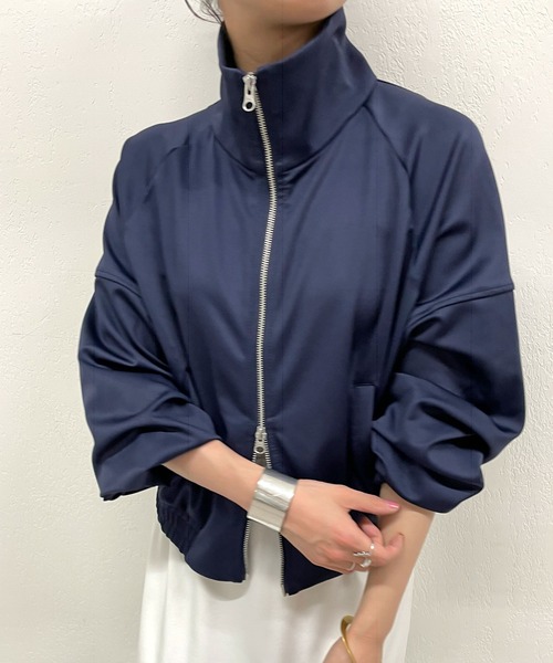 Omekashi（オメカシ）の「ダブルジップハイネックジャケット（ブルゾン・レディース・オフホワイト/ネイビー・FREE）」の5枚目の写真