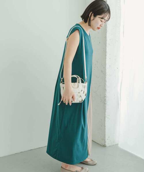 ITEMS URBANRESEARCH（アイテムズ アーバンリサーチ）の「プリーツドッキングワンピース（ワンピース・レディース・グリーン/ネイビー/キャメル・FREE）」の19枚目の写真