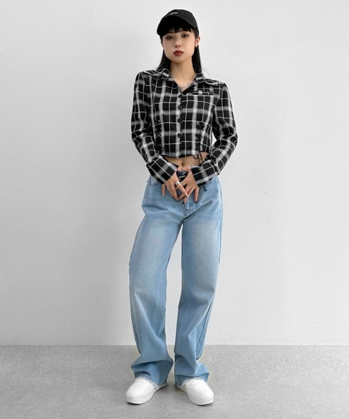 LVEU.(ラブユ.)の「【ZOZOTOWN限定】Lace-up design cropped check shirt / レースアップデザインクロップドチェックシャツ(シャツ/ブラウス・レディース・ブラック/ホワイト/ブラウン・FREE)」の4枚目の写真