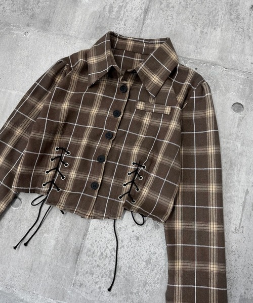 LVEU.(ラブユ.)の「【ZOZOTOWN限定】Lace-up design cropped check shirt / レースアップデザインクロップドチェックシャツ(シャツ/ブラウス・レディース・ブラック/ホワイト/ブラウン・FREE)」の10枚目の写真