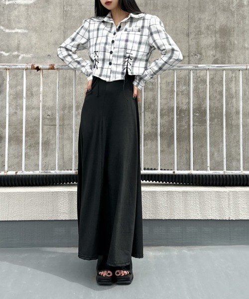 LVEU.(ラブユ.)の「【ZOZOTOWN限定】Lace-up design cropped check shirt / レースアップデザインクロップドチェックシャツ(シャツ/ブラウス・レディース・ブラック/ホワイト/ブラウン・FREE)」の14枚目の写真