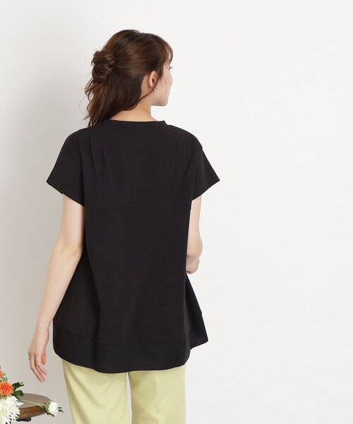 DRESKIP（ドレスキップ）の「◆裾異素材&フレア ふんわりトップス（Tシャツ/カットソー・レディース・オフホワイト/オリーブ/ブルー/ブラック・02/03/04）」の9枚目の写真