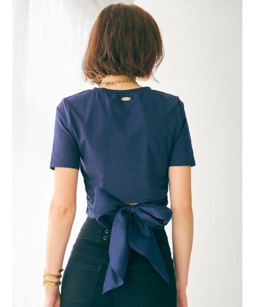 Soir,5 COCOTTE PARIS(ソワールイブニングココットパリ)の「バックリボンTシャツ(Tシャツ/カットソー・レディース・ブラック/ネイビー/ホワイト・MEDIUM/SMALL)」の1枚目の写真