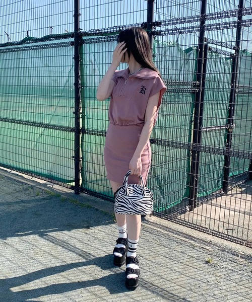 non-hedge（ノンヘッジ）の「ZIPフレンチタイトミニワンピース（ワンピース・レディース・ピンク/グレー/ブルーグリーン/ブラック・F）」の6枚目の写真