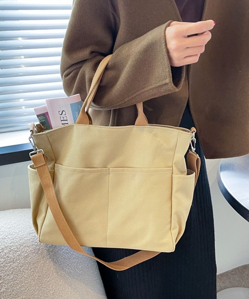 florist（フローリスト）の「【2WAY/3WAY】【軽量】シンプルカジュアルなキャンバストートバッグ/ショルダーバッグ/マザーズバッグ（トートバッグ・レディース・オフホワイト/ブラック/ベージュ・FREE）」の12枚目の写真