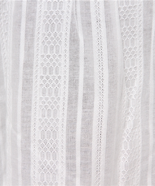 mystic(ミスティック)の「ドビーシャツ(シャツ/ブラウス・レディース・ネイビー/オフホワイト/ベージュ/サックスブルー・フリ-)」の12枚目の写真