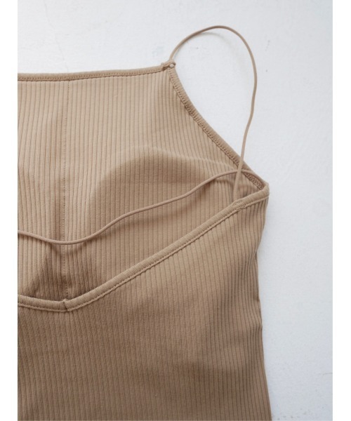 TRUNC（トランクエイティーエイト）の「Rib Line Cross Camisole（キャミソール・レディース・ベージュ・FREE）」の20枚目の写真