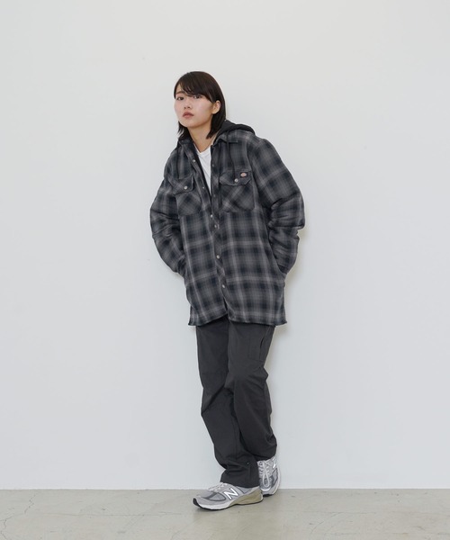 Dickies(ディッキーズ)の「Dickies / ディッキーズ HOODED FLANNEL SHIRT JACK W/ HYDROSHIELD DWR RELAXED フランネル シャツ ジャケット(シャツ/ブラウス・メンズ・ネイビー/ブラック/ブラック系その他/カーキ・MEDIUM/LARGE/X-LARGE)」の7枚目の写真