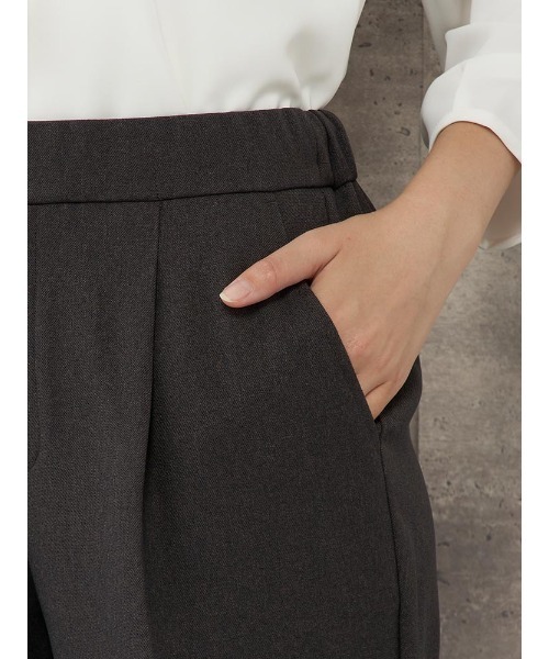 Perfect Suit FActory（パーフェクトスーツファクトリー）の「【お仕事OK】美単テーパードパンツ　ウーリッシュ　ブラック/ライトグレー/チャコールグレー/グリーン（スラックス・レディース・チャコールグレー/ライトグレー/ブラック/グリーン・M/S/L/SS）」の12枚目の写真