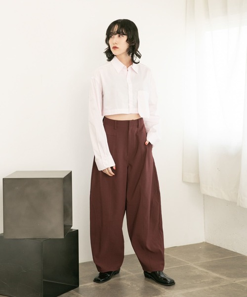 KBF(ケイビーエフ)の「スクエアトゥアシンメトリーミュール(その他シューズ・レディース・ブラウン/ベージュ/ブラック・37/36/38)」の16枚目の写真