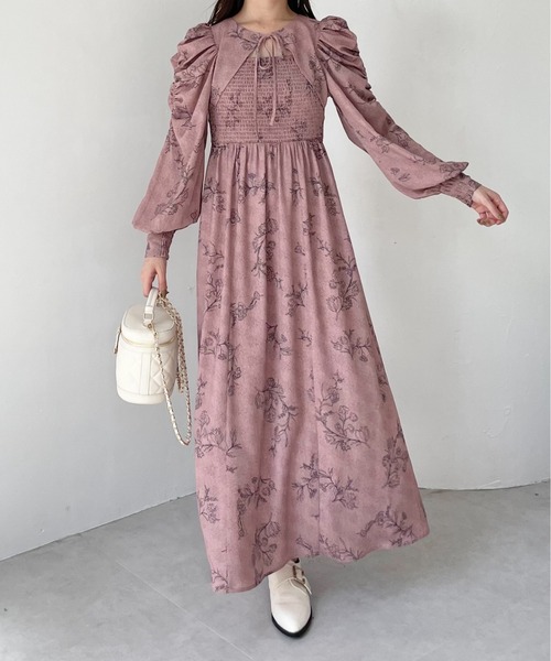 mysty woman（ミスティウーマン）の「デコルテドットフラワーワンピース　976878（ワンピース・レディース・オフホワイト/ブラック/ピンク・FREE）」の7枚目の写真