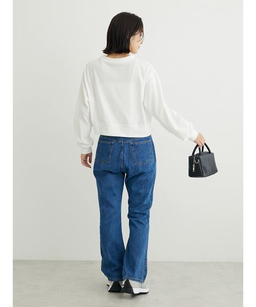 Green Parks(グリーンパークス)の「・Double Flags チョウチョ刺繍フレアデニム(デニムパンツ・レディース・ライトインディゴブルー・S/M/L)」の9枚目の写真