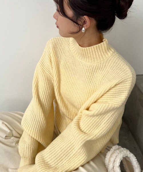 one after another NICE CLAUP（ワンアフターアナザーナイスクラップ）の「ふわもちカラフルニットプルオーバー（ニット/セーター・レディース・ライトピンク/サックスブルー/ピンク/オフホワイト/チャコールグレー/ラベンダー/イエロー/ベージュ/ミント・FREE）」の7枚目の写真