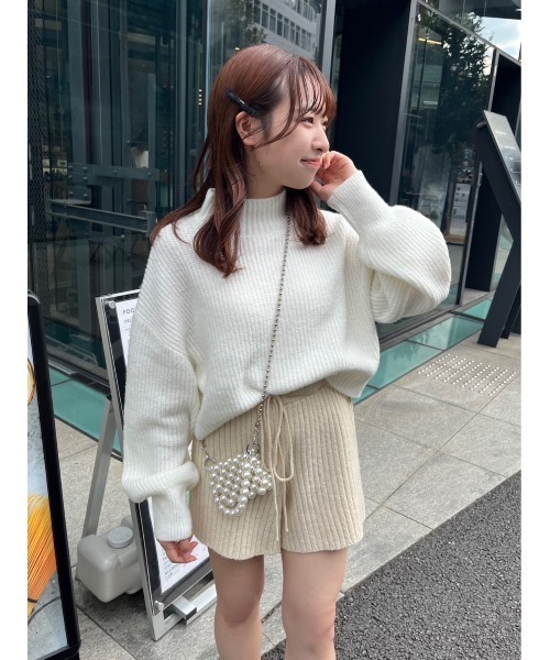 one after another NICE CLAUP（ワンアフターアナザーナイスクラップ）の「ふわもちカラフルニットプルオーバー（ニット/セーター・レディース・ライトピンク/サックスブルー/ピンク/オフホワイト/チャコールグレー/ラベンダー/イエロー/ベージュ/ミント・FREE）」の22枚目の写真