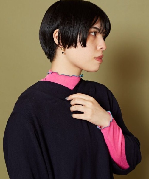 カヤ（カヤ）の「【カヤ】彩り とっくりトップス（Tシャツ/カットソー・レディース・イエロー/グリーン/ホワイト/スミクロ/ピンク/ブルー/オレンジ/ライトパープル・FREE）」の16枚目の写真