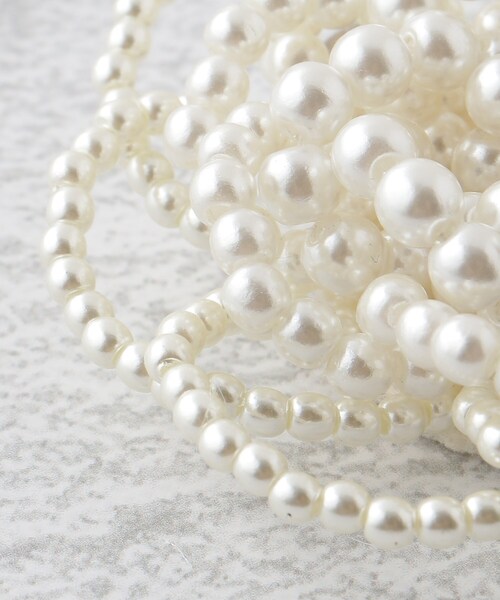 SHOO・LA・RUE（シューラルー）の「◆【セレモニー】フェイクパールフラワーコサージュブローチ（ブローチ/コサージュ・レディース・アイボリー/アイボリー系・00）」の5枚目の写真