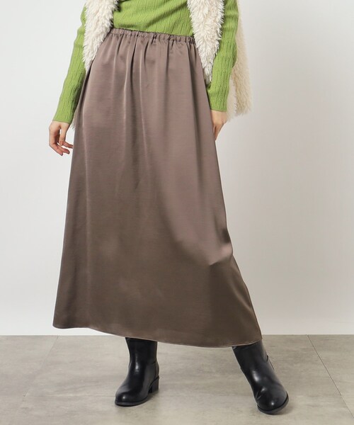 grove（グローブ）の「◆冬のあったかコーデに抜け感を！サテンマキシスカート（スカート・レディース・ライトブルー/ブラック系5/ダークブラウン・01/02/03/04/05）」の3枚目の写真