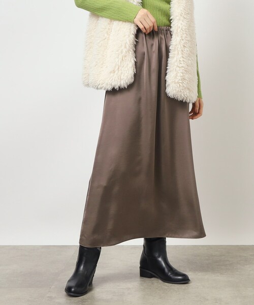 grove（グローブ）の「◆冬のあったかコーデに抜け感を！サテンマキシスカート（スカート・レディース・ライトブルー/ブラック系5/ダークブラウン・01/02/03/04/05）」の4枚目の写真
