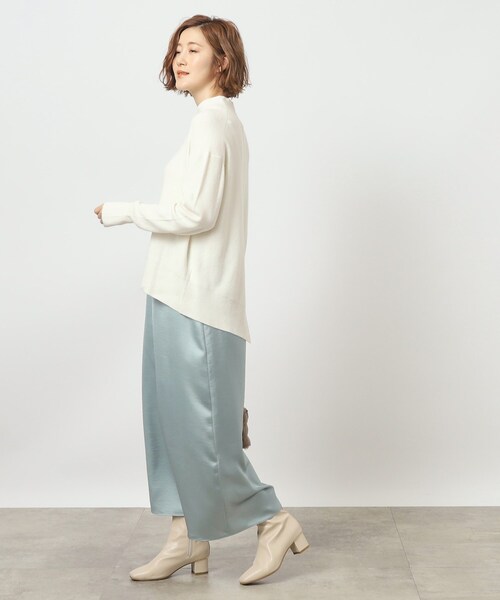 grove（グローブ）の「◆冬のあったかコーデに抜け感を！サテンマキシスカート（スカート・レディース・ライトブルー/ブラック系5/ダークブラウン・01/02/03/04/05）」の13枚目の写真