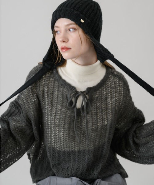 idem（イデム）の「mohair low gauge knit/モヘアメッシュニット（ニット/セーター・レディース・チャコールグレー/レッド/アイボリー/グレー・FREE）」の2枚目の写真