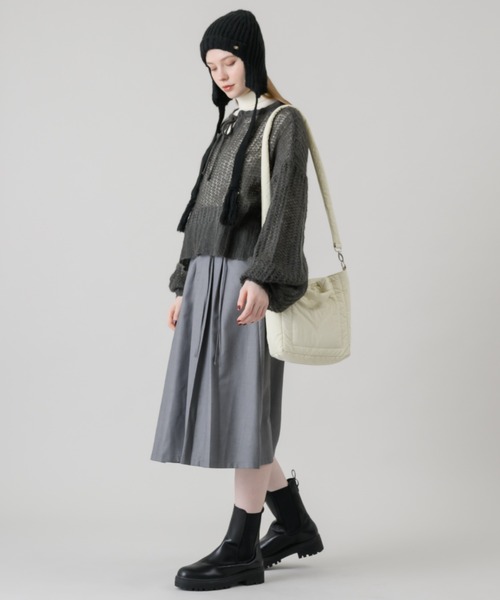 idem（イデム）の「mohair low gauge knit/モヘアメッシュニット（ニット/セーター・レディース・チャコールグレー/レッド/アイボリー/グレー・FREE）」の17枚目の写真