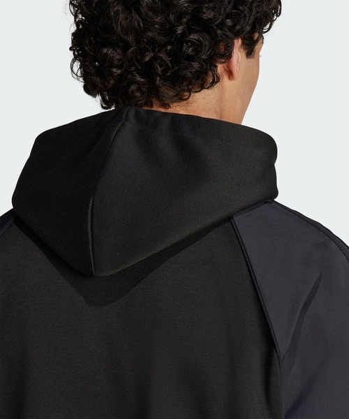 adidas(アディダス)の「アディカラー リプロ SST マテリアルミックス パーカー / アディダスオリジナルス adidas Originals(パーカー・メンズ・ブラック・X-LARGE/XX-LARGE/X-SMALL/3XL/LARGE/MEDIUM/SMALL)」の6枚目の写真
