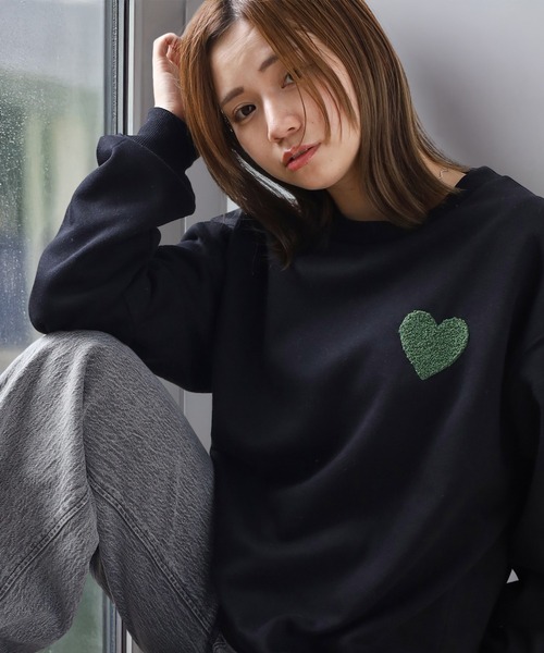 make a ray!（メイク ア レイ！）の「【0】ハートモチーフ ワンポイントロゴ刺繍 ＆ サガラ刺繍 ラフスウェット/ ビッグシルエット/ 裏起毛/ 大人こなれ感（スウェット・レディース・ダークブルー/アッシュグレー/ヘザーグレー/ネイビー/ブラック/ブラック系その他/トップグレー/ブルー/ブルー系その他/ライトグレー・M/L）」の17枚目の写真