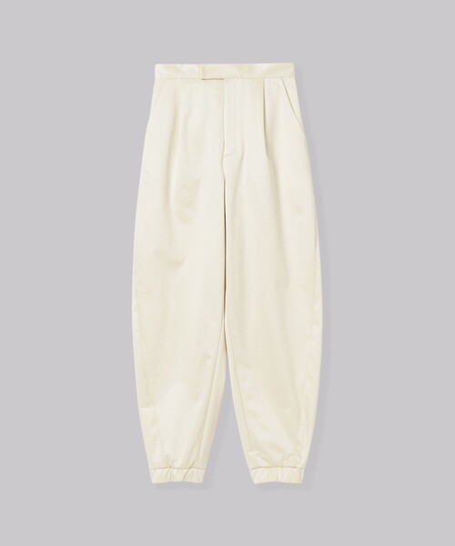 THINGS THAT MATTER（シングス ザット マター）の「【THINGS THAT MATTER/(シングス ザット マター)】NEW SATIN JERSEY JOG PANTS/NEWサテンジャージージョグパンツ（その他パンツ・レディース・ライトグレー/ブラック/ベージュ・1/2）」の4枚目の写真