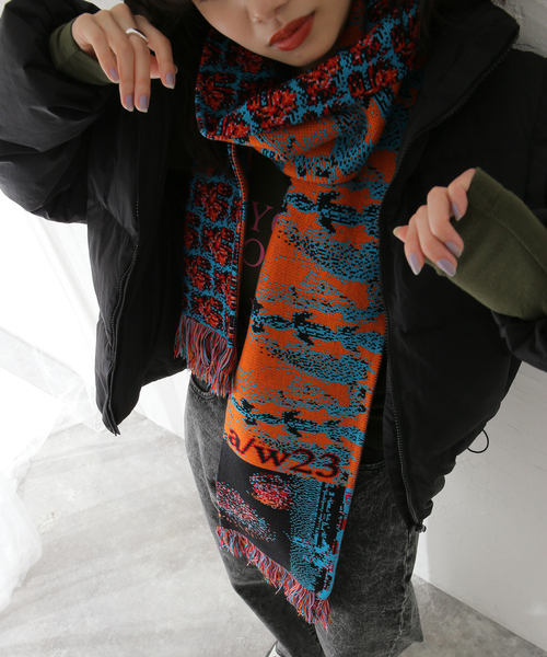 MONTMARTRE NEW YORK】Roses are orange Sca：マフラー（マフラー