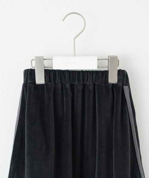 CIAOPANIC TYPY(チャオパニックティピー)の「【WEB限定】【KIDS】ベロアサイドライントラックスカート(スカート・キッズ・ネイビー/ブラック・XL/XXL/M/L/S)」の14枚目の写真