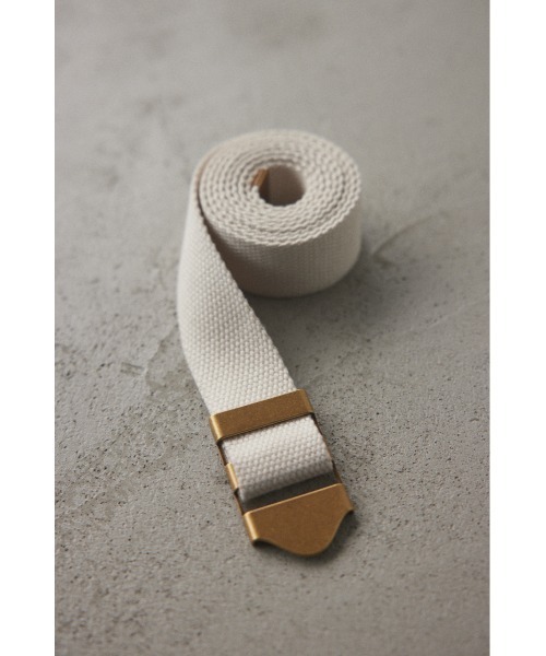 BLACK BY MOUSSY（ブラックバイマウジー）の「tape belt(テープベルト）（ベルト・レディース・ベージュ/ブラック/オフホワイト・FREE）」の13枚目の写真