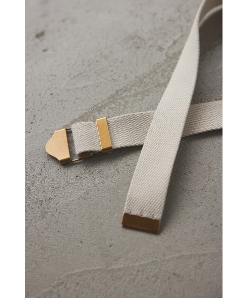 BLACK BY MOUSSY（ブラックバイマウジー）の「tape belt(テープベルト）（ベルト・レディース・ベージュ/ブラック/オフホワイト・FREE）」の14枚目の写真