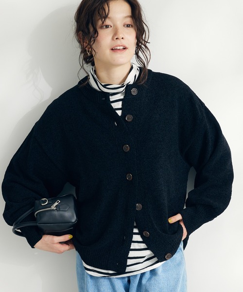 CRAFT STANDARD BOUTIQUE（クラフトスタンダードブティック）の「洗えるコードモールクルーネックカーデイガン（カーディガン/ボレロ・レディース・ブルー/ブラック/グレイッシュベージュ/ライトグリーン・FREE）」の2枚目の写真