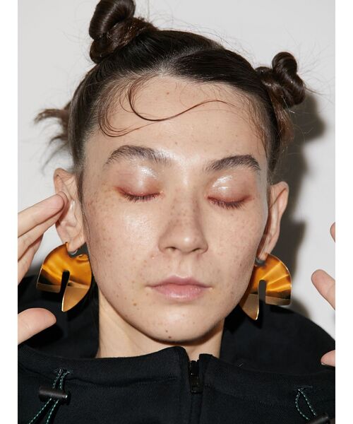 UN3D.（アンスリード）の「IRREGULAR CIRCLE EARRING M / イレギュラーサークルイヤリングM（イヤリング・レディース・ゴールド/シルバー・FREE）」の2枚目の写真