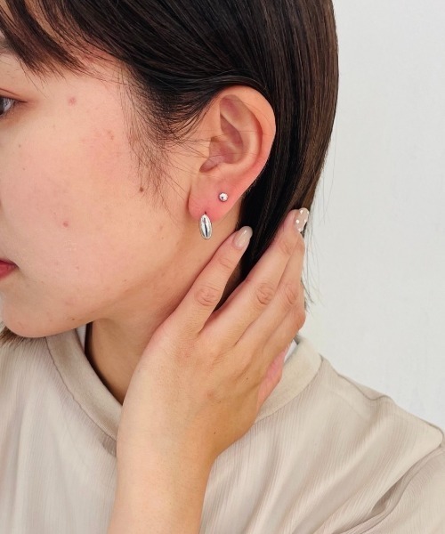 mille blanc(ミルブラン)の「ワンタッチピアス(ピアス(両耳用)・レディース・シルバー/シルバー系その他3/シルバー系その他4/シルバー系その他2/ゴールド系その他3/ゴールド・FREE)」の4枚目の写真